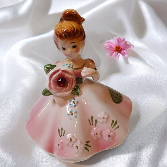 Vintage Josef Originals January Garnet Birthstone Girl Figurine MCM Hand… - Picture 9 of 9